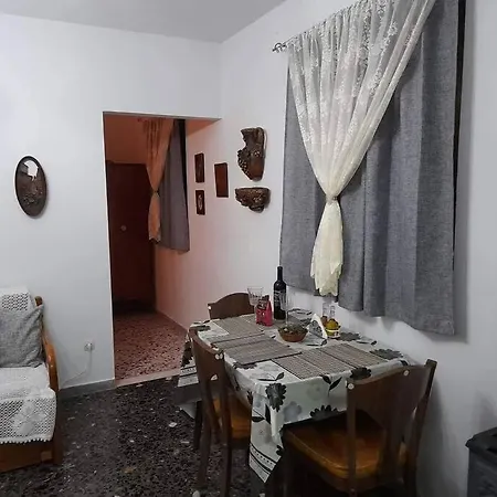 Beebe's House Apartmán